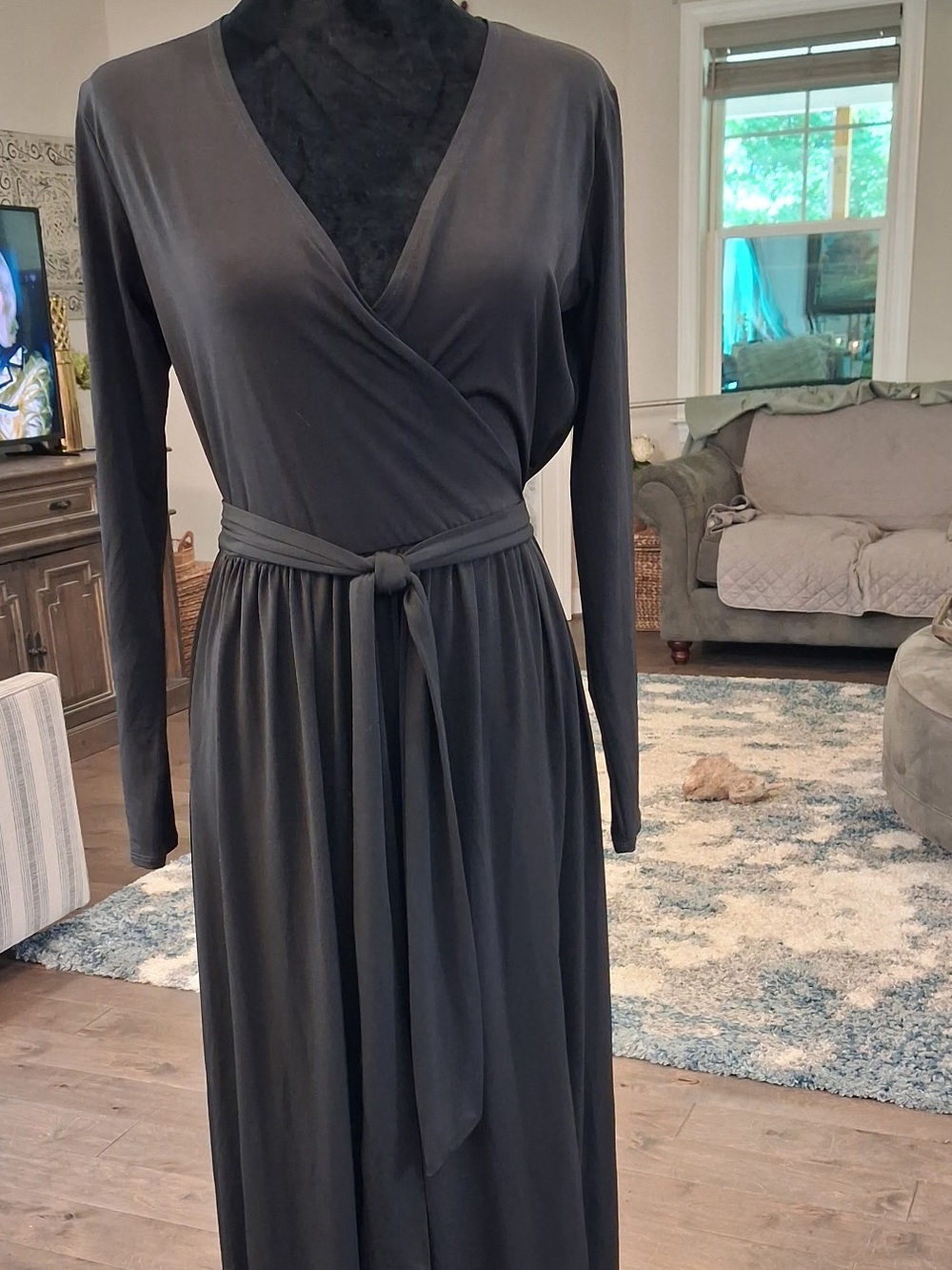Elegant Black Long-Sleeve Wrap Maxi Dress with Self-Tie Waist